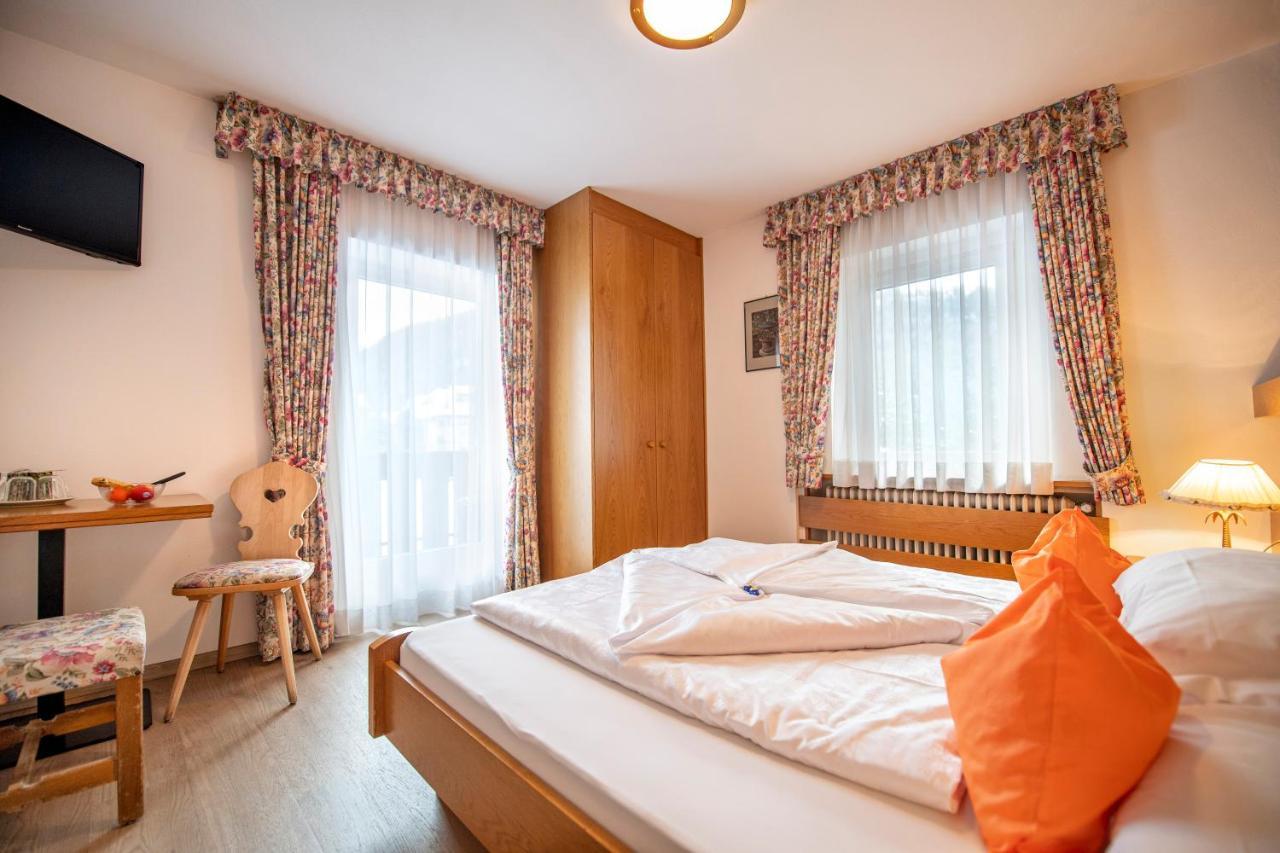 Bed and Breakfast Garni Bondi Сельва-ди-Валь-Гардена Экстерьер фото